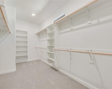 5511 Chasewood Drive - Photo Thumbnail 16