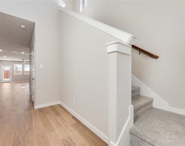 5511 Chasewood Drive - Photo Thumbnail 3