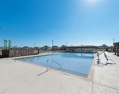 5511 Chasewood Drive - Photo Thumbnail 38