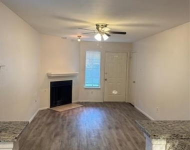 500 Renee Drive - Photo Thumbnail 21