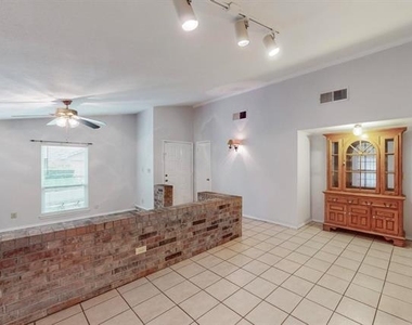 3308 Clovermeadow Drive - Photo Thumbnail 3