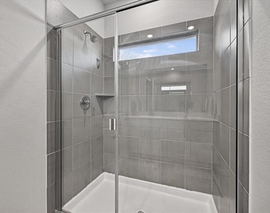 210 Briarwood Lane - Photo Thumbnail 16