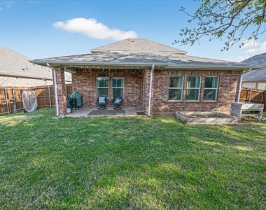 210 Briarwood Lane - Photo Thumbnail 24