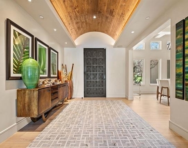 170 Jellico Circle - Photo Thumbnail 3