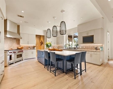 170 Jellico Circle - Photo Thumbnail 9