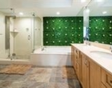 2821 N Ocean Boulevard - Photo Thumbnail 20