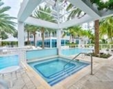 2821 N Ocean Boulevard - Photo Thumbnail 29