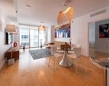 2821 N Ocean Boulevard - Photo Thumbnail 3