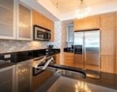 2821 N Ocean Boulevard - Photo Thumbnail 14