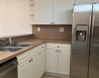 8285 Severn Drive - Photo Thumbnail 5