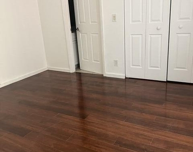 8285 Severn Drive - Photo Thumbnail 25