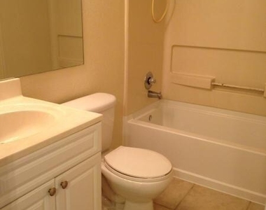 8285 Severn Drive - Photo Thumbnail 14