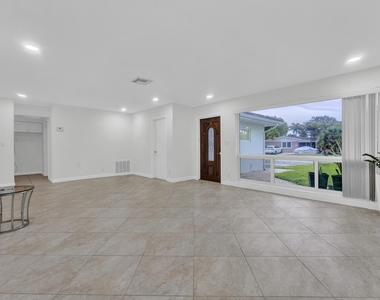 5921 Ne 15th Avenue - Photo Thumbnail 19