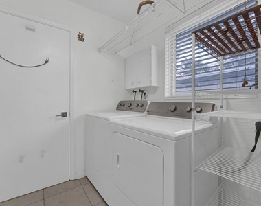 5921 Ne 15th Avenue - Photo Thumbnail 45