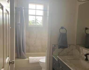 10690 Old Hammock Way - Photo Thumbnail 8