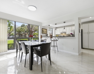 137 Brackenwood Road - Photo Thumbnail 15