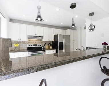 137 Brackenwood Road - Photo Thumbnail 17