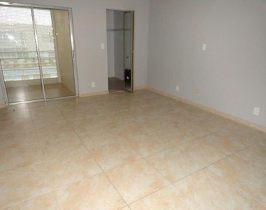 3212 Strawflower Way - Photo Thumbnail 4