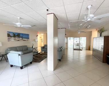 3000 Riomar Street - Photo Thumbnail 15