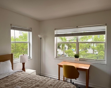 3000 Riomar Street - Photo Thumbnail 28