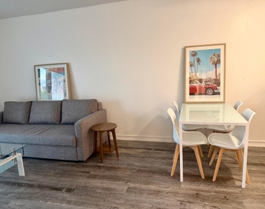 3000 Riomar Street - Photo Thumbnail 23