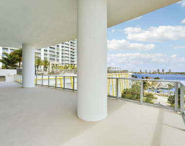 220 Lake Shore Drive - Photo Thumbnail 73