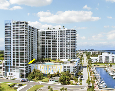 220 Lake Shore Drive - Photo Thumbnail 34