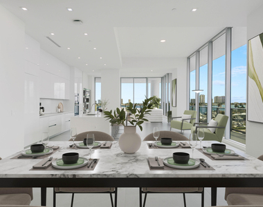 220 Lake Shore Drive - Photo Thumbnail 3