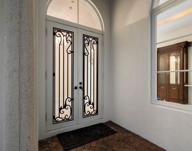 549 Ne 19th Avenue - Photo Thumbnail 70