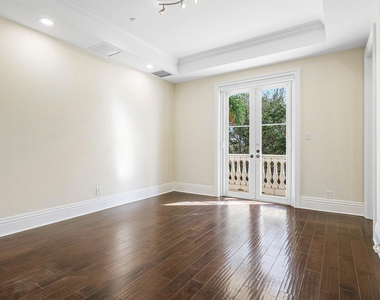 549 Ne 19th Avenue - Photo Thumbnail 40
