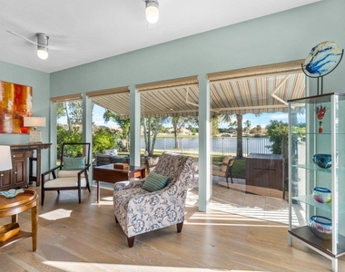8222 Dominica Place - Photo Thumbnail 16