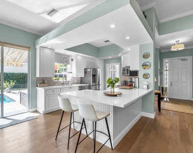 8222 Dominica Place - Photo Thumbnail 5