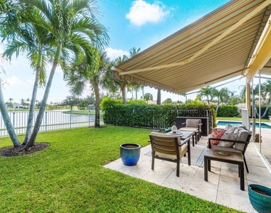 8222 Dominica Place - Photo Thumbnail 37