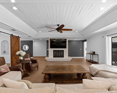 12931 N Normandy Way - Photo Thumbnail 7