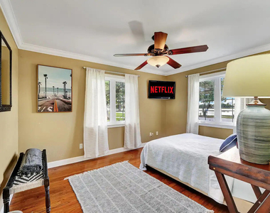 5574 Lake Osborne Drive - Photo Thumbnail 22