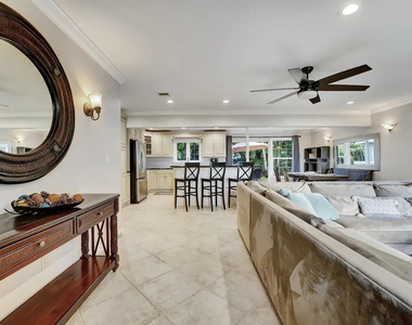 5574 Lake Osborne Drive - Photo Thumbnail 2