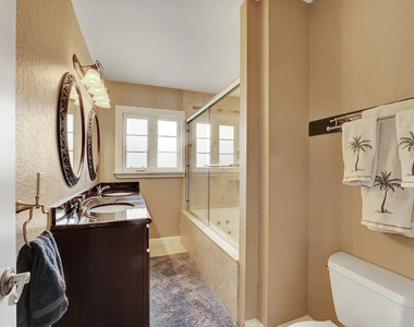 5574 Lake Osborne Drive - Photo Thumbnail 24