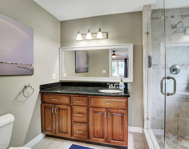 5574 Lake Osborne Drive - Photo Thumbnail 19