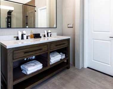 222 N Tradewinds Avenue - Photo Thumbnail 32