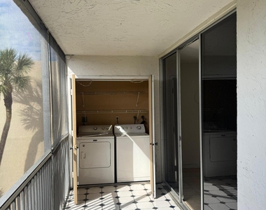 3141 Nw 47th Terrace - Photo Thumbnail 14