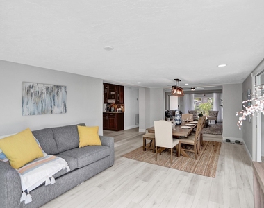 470 Se 4th Court - Photo Thumbnail 26