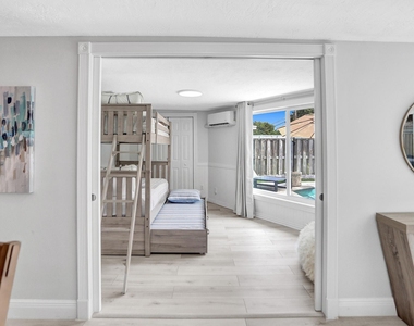 470 Se 4th Court - Photo Thumbnail 33