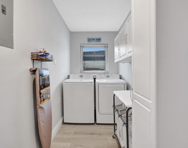 470 Se 4th Court - Photo Thumbnail 48