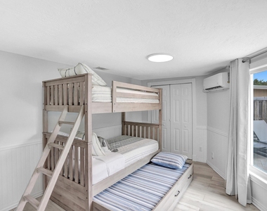 470 Se 4th Court - Photo Thumbnail 29