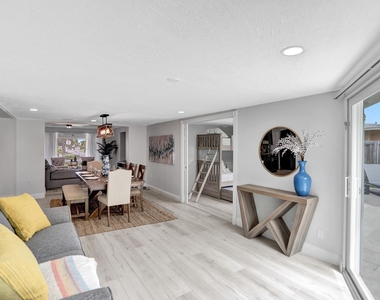 470 Se 4th Court - Photo Thumbnail 27