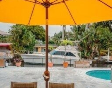 2506 Bimini Lane - Photo Thumbnail 4