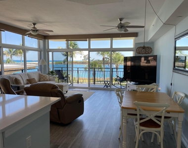 314 Inlet Way - Photo Thumbnail 7