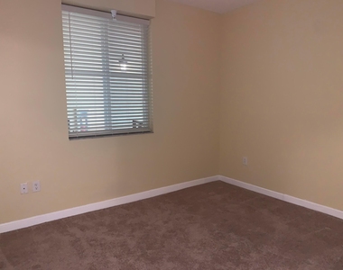 3055 Nw 126th Avenue - Photo Thumbnail 8