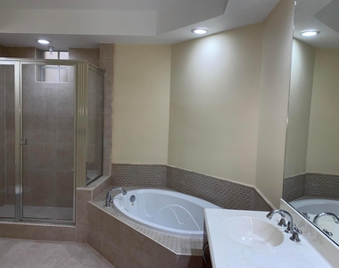 3055 Nw 126th Avenue - Photo Thumbnail 16