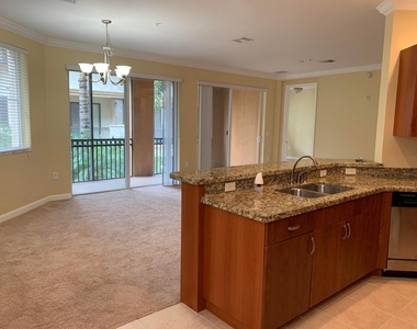 3055 Nw 126th Avenue - Photo Thumbnail 5